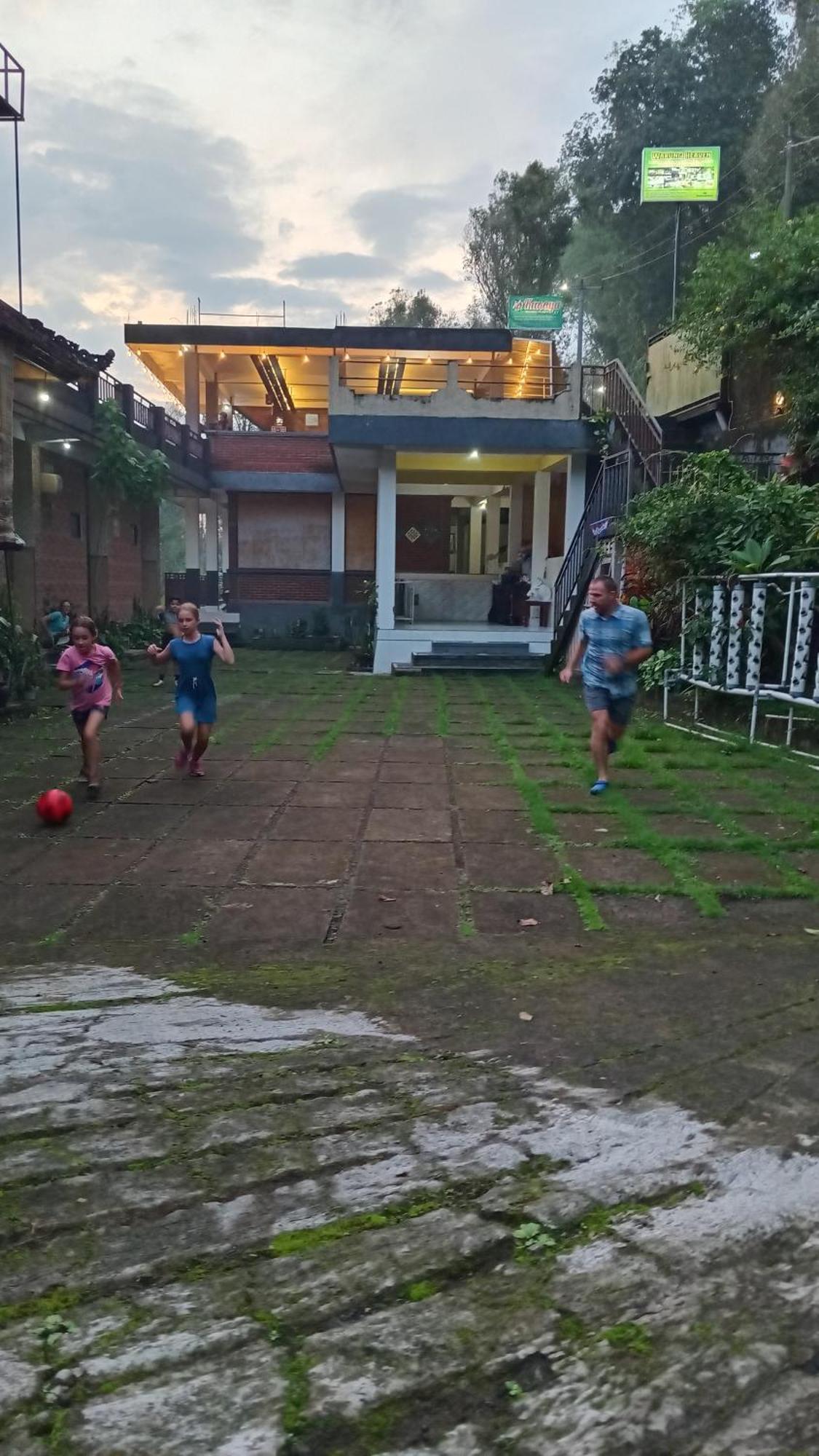 Kanaya Homestay & Warung Heaven Munduk Exterior foto